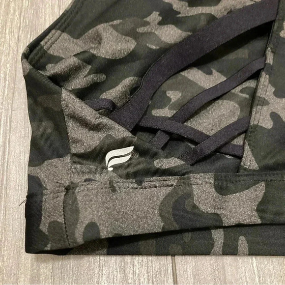 Fabletics Kessler Medium Impact‎ Sports Bra Charcoal Camo Size S - Picture 5 of 7